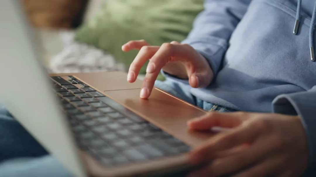 Rozrywka online w Polsce: przewodnik po legalności, płatnościach i ryzykach