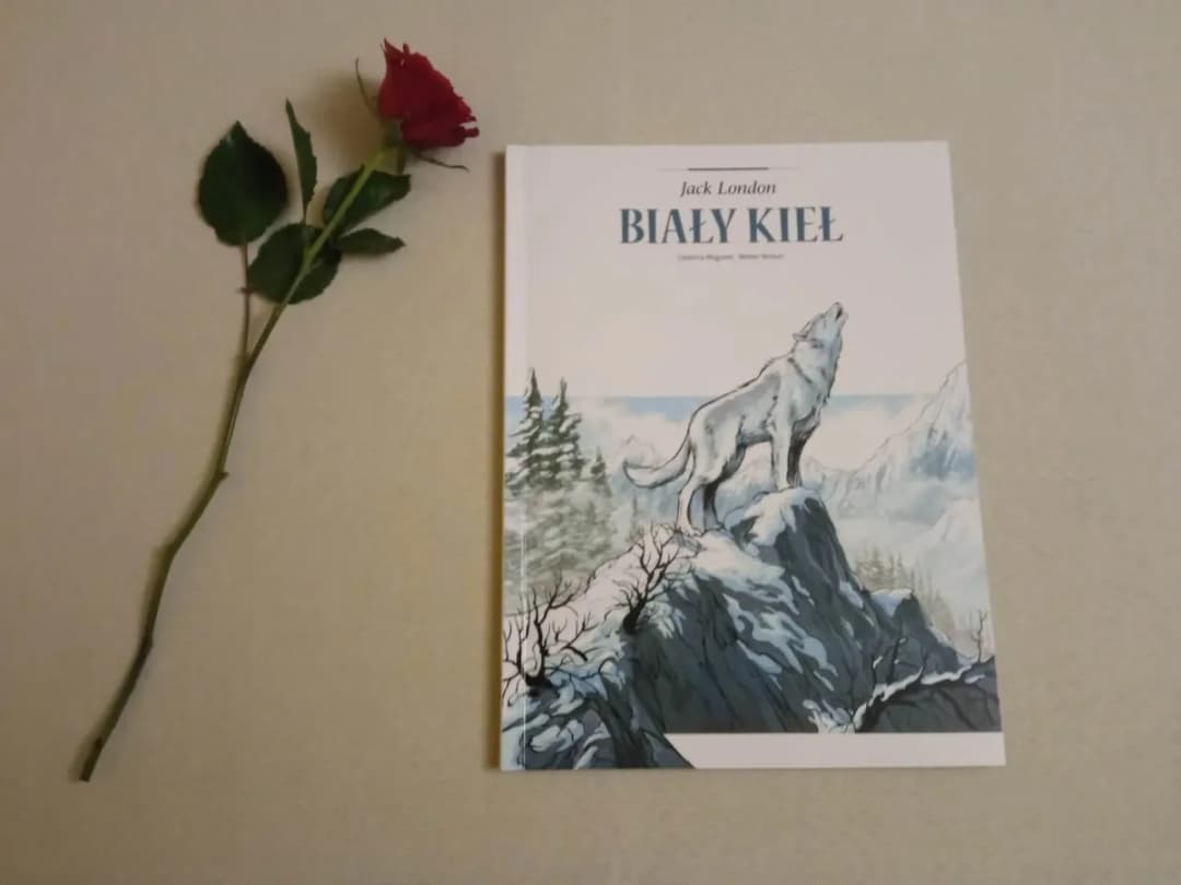 Recenzja książki Biały Kieł – odkryj głębię relacji człowieka z wilkiem
