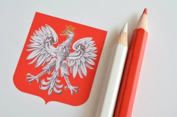 Gdzie jest umieszczony symbol orła białego? Odkryj jego znaczenie w Polsce